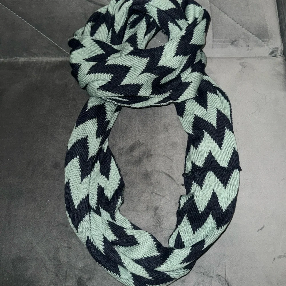 Turquoise and dark blue chevron infinity fashion scarf